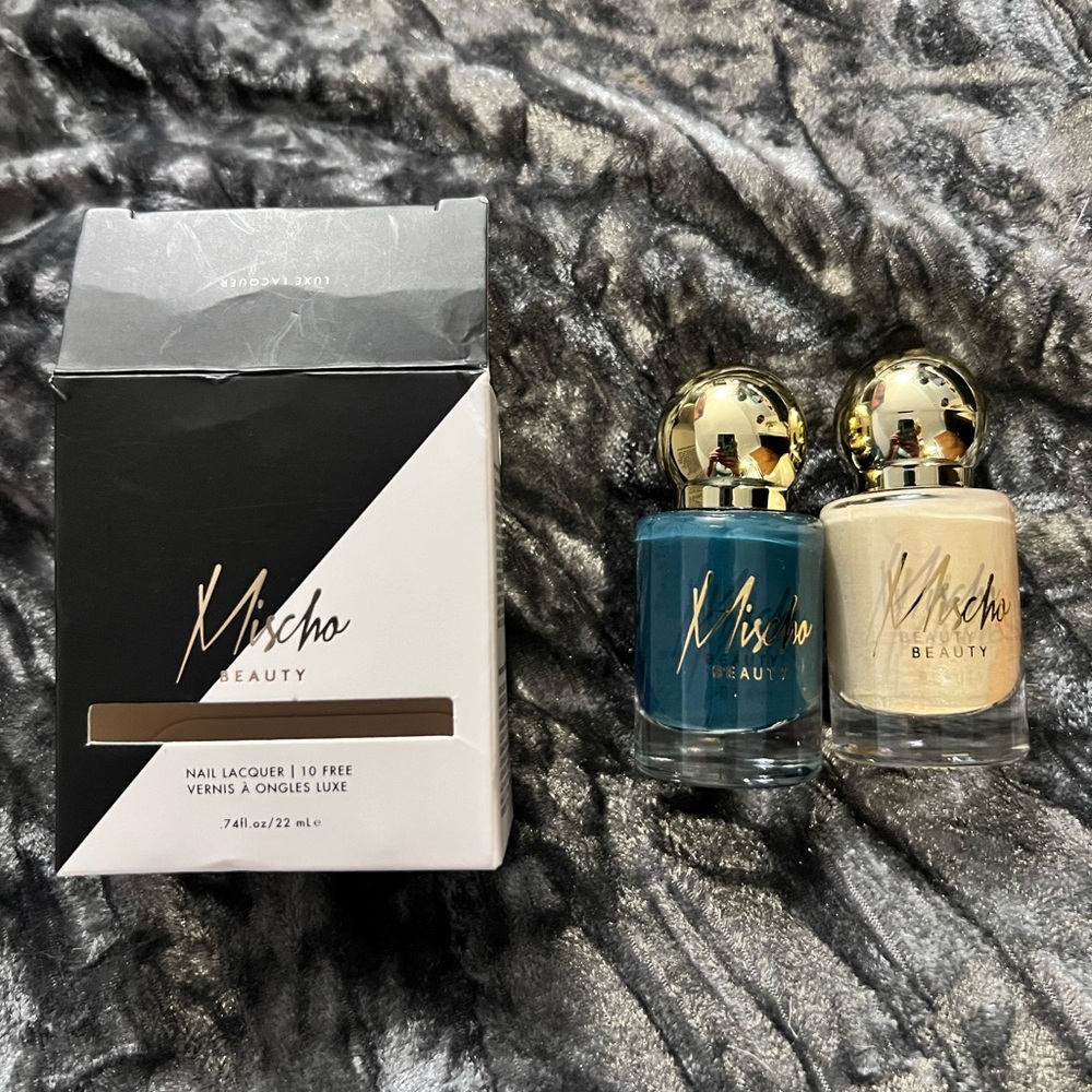 NEW Mischo Beauty Nail Lacquer Set in Rendezvous + Serving Beauty, 2 Piece Set